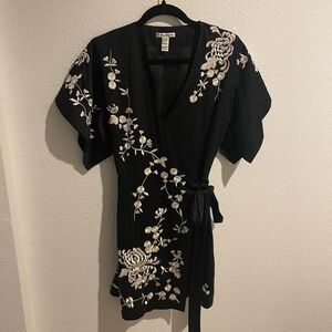 Gorgeous Vintage Forever 21 Black Mini Wrap Dress with White Floral Embroidery
